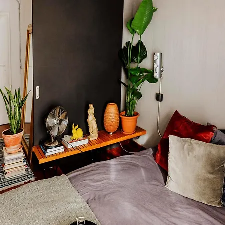 Artsy-stylish In The Heart Of * Barcelona